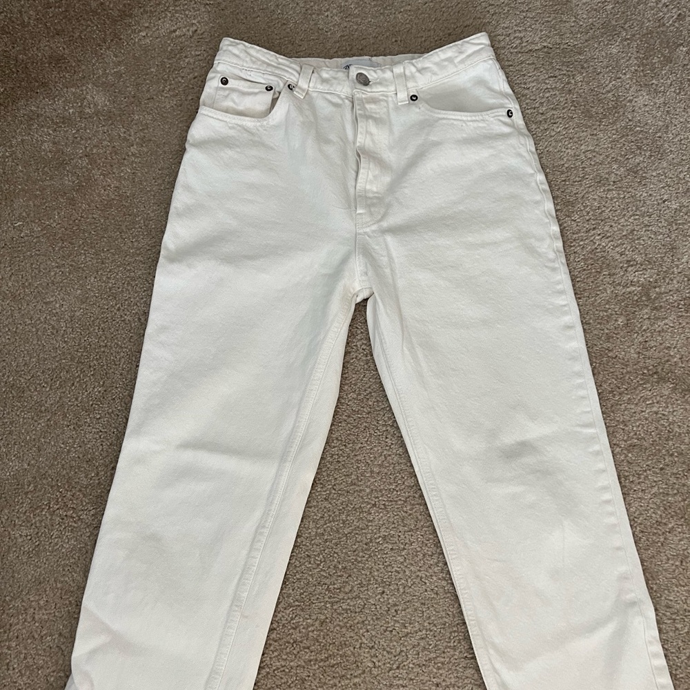 Zara jeans